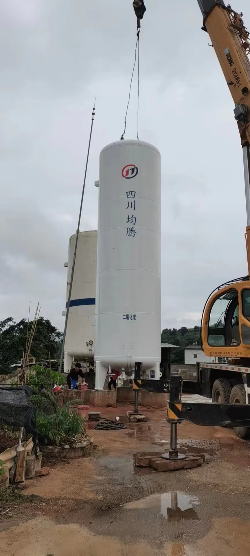 儲(chǔ)罐安裝案例08.13